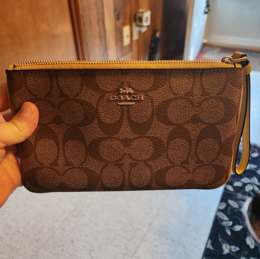 Coach wristlet